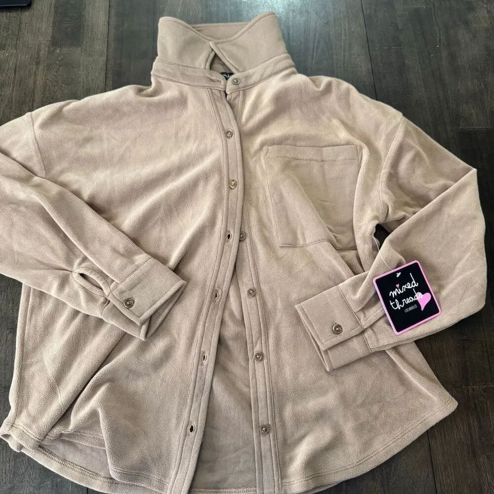 New Mixed Threads Button Up fleece